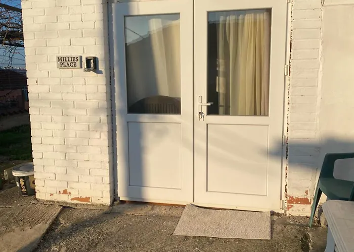 Διαμέρισμα Millies Place *